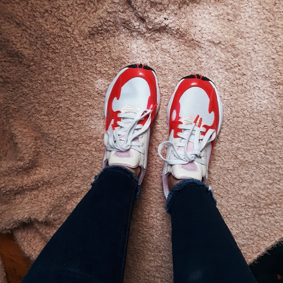 Adidas Falcon Active Red trendy  sneakers - Picture 3 of 17